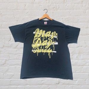 Mayday Parade Black T-shirt Size Large 100% Cotton Band Tee Yellow Cutout Text